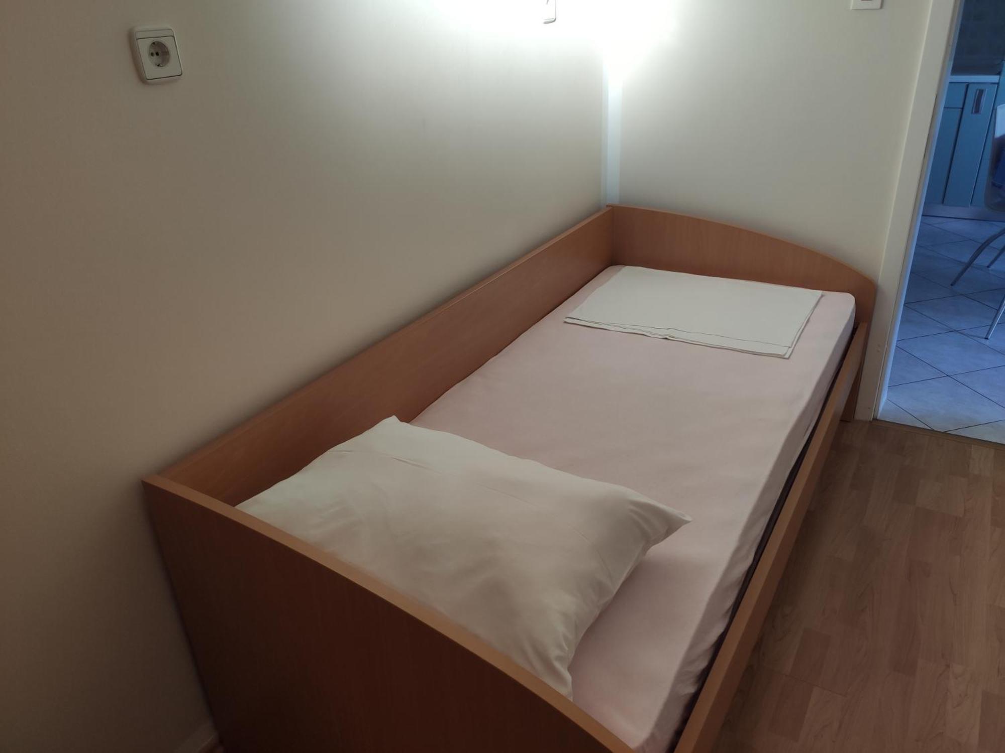 Apartment with private garden&terrace Crikvenica Buitenkant foto